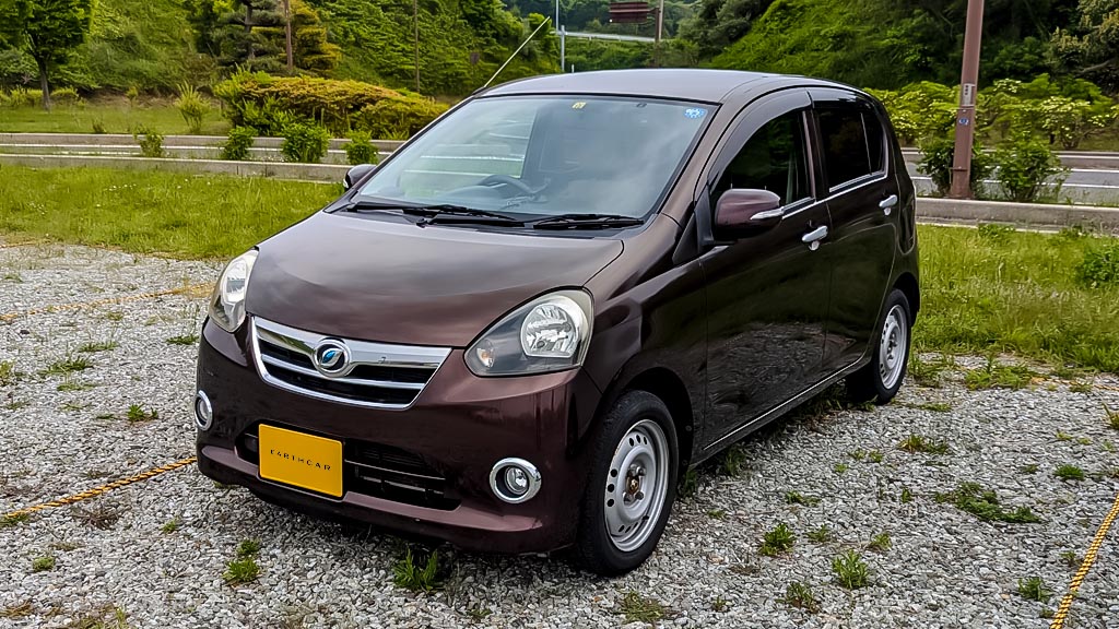 ダイハツ ミライース