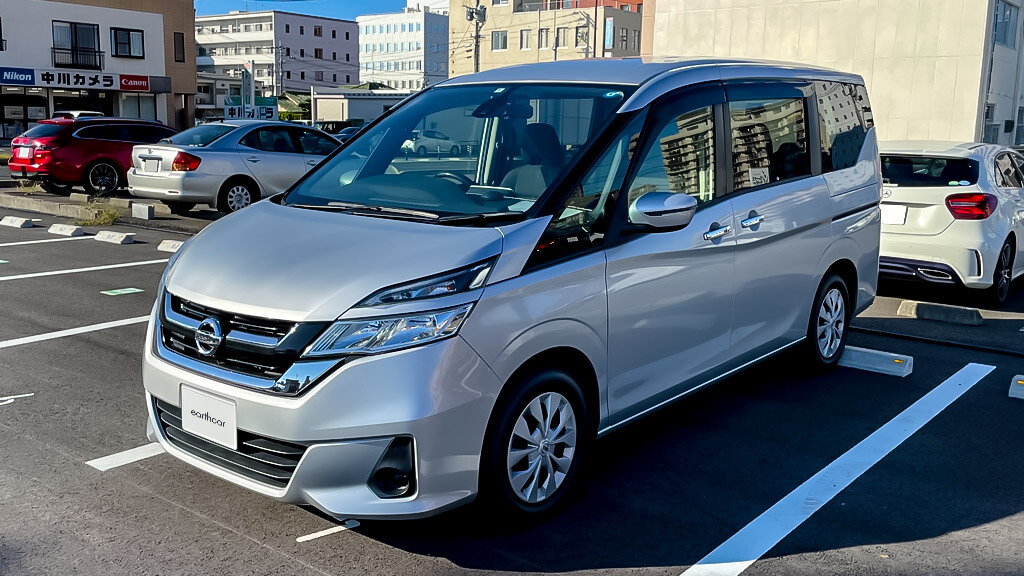 セレナ(7215)（NISSAN 日産）をレンタル【8.5時間でも1200円】中津市東