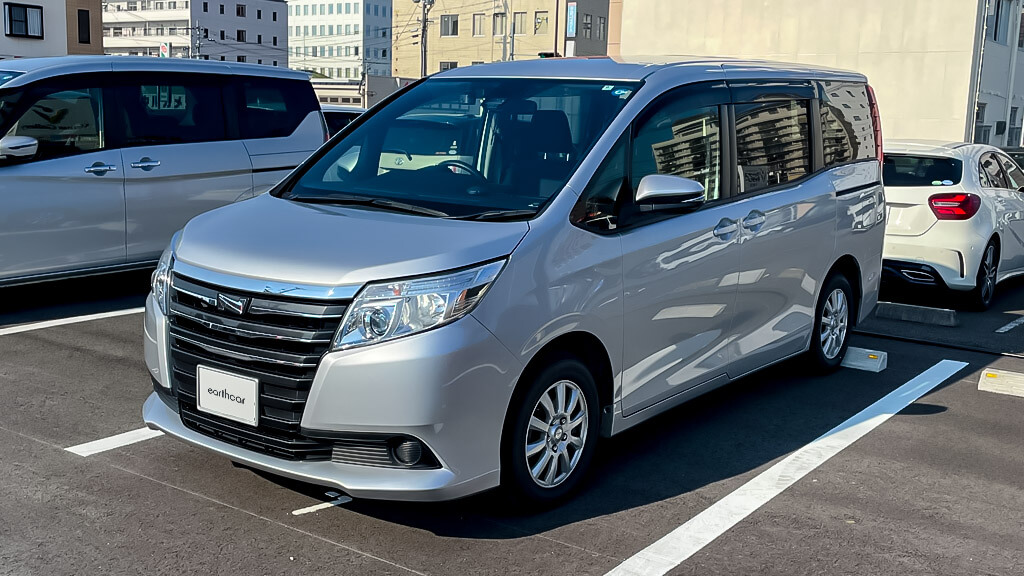 トヨタ ノア('07.06~'13.12)